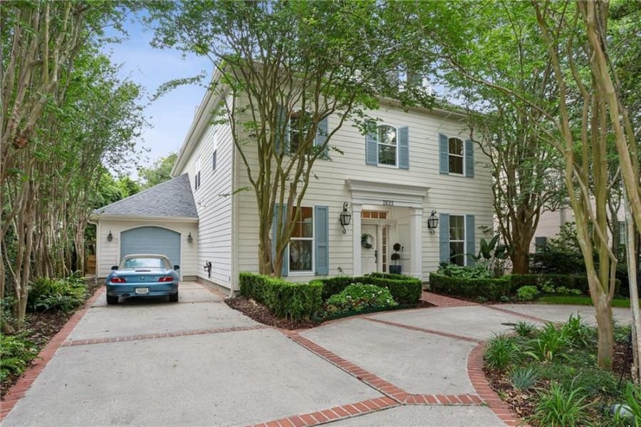 2625 LaBarre Lane, Metairie, LA — Old Metairie custom home